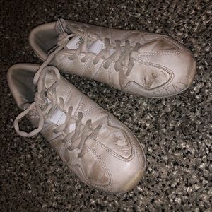 cheer shoes